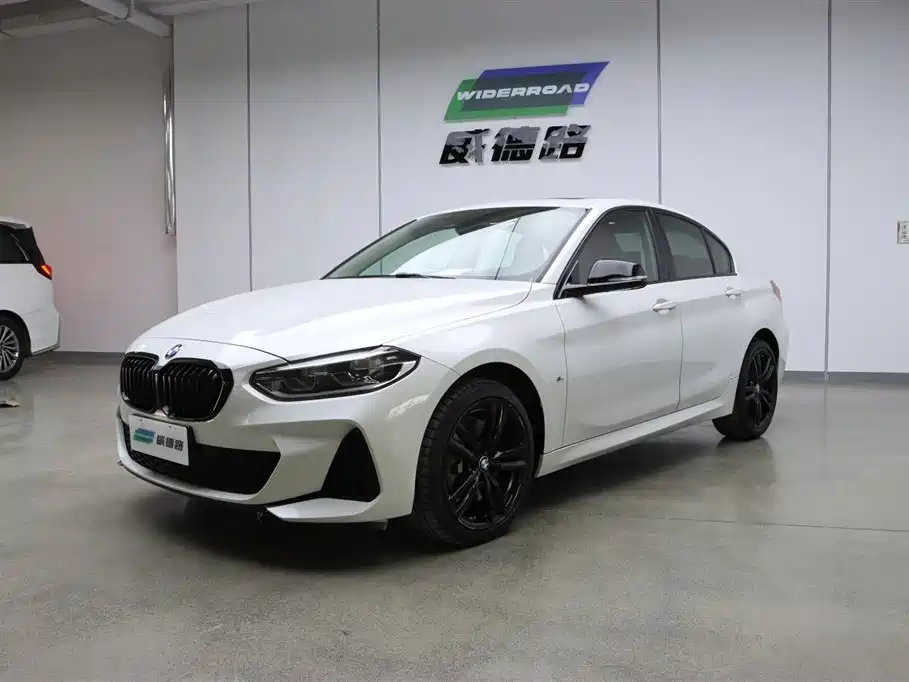 BMW 1 Series 2022 125i M Sport Shadow Edition