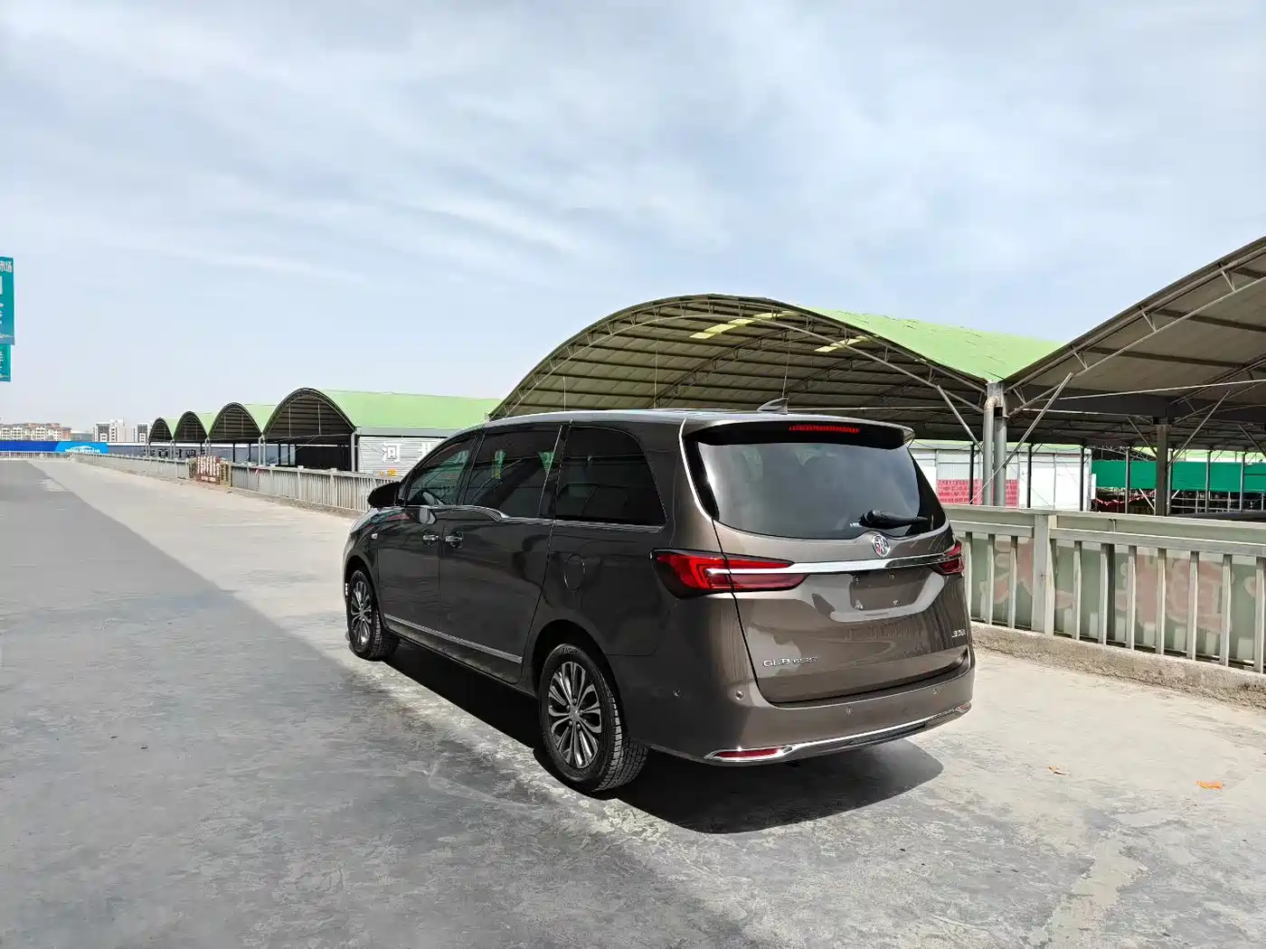 BUICK GL8