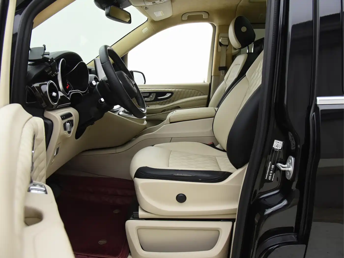Mercedes-Benz V-Class 2018 2017 Model V 260 L Premium Extended Edition