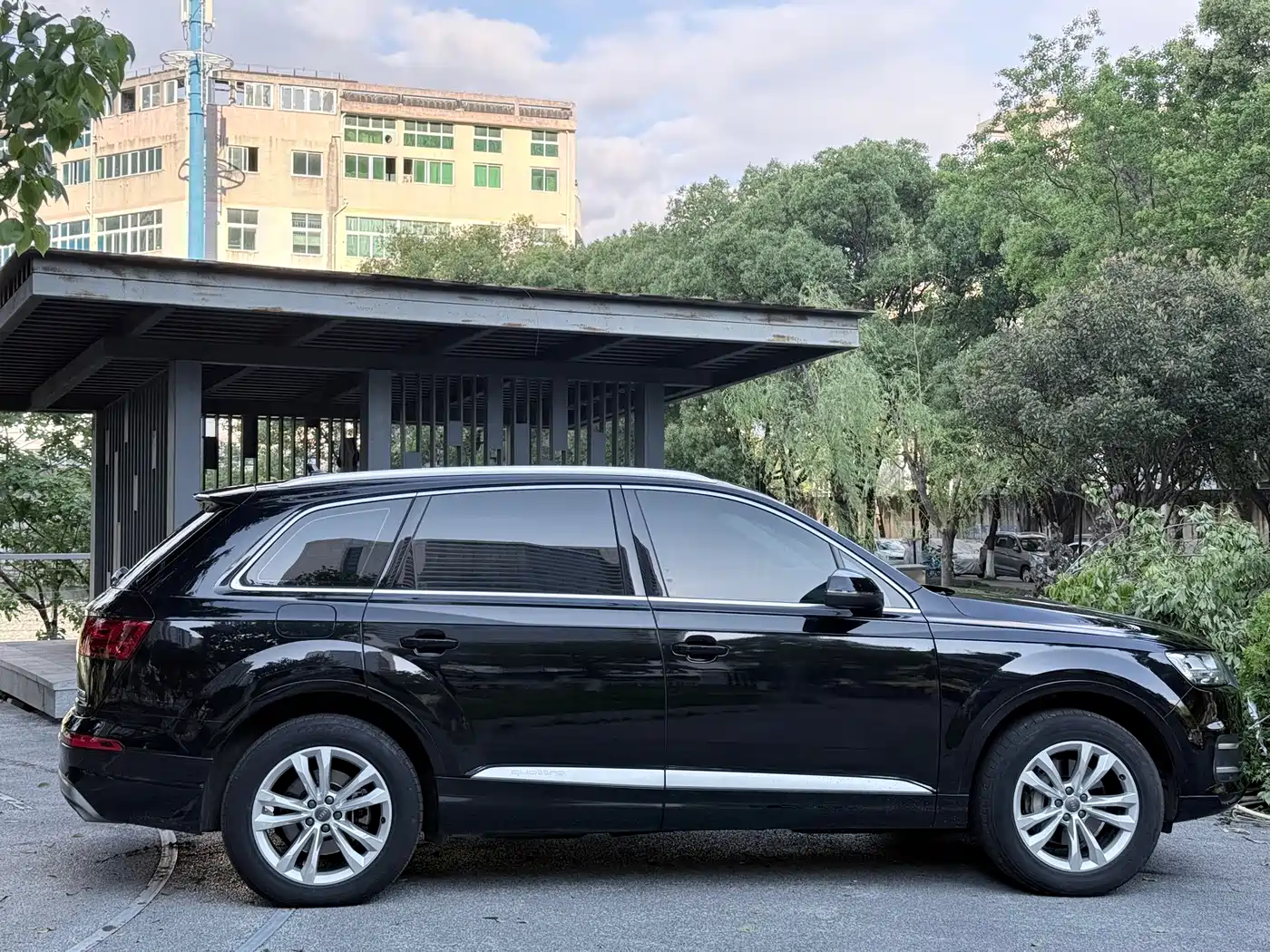 AUDI Q7