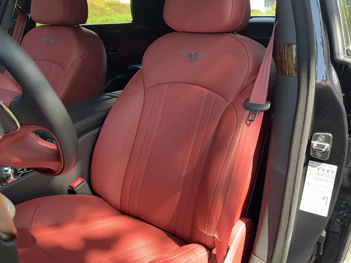 Bentley Mulsanne 2017 6.8T Long Wheelbase фото 11