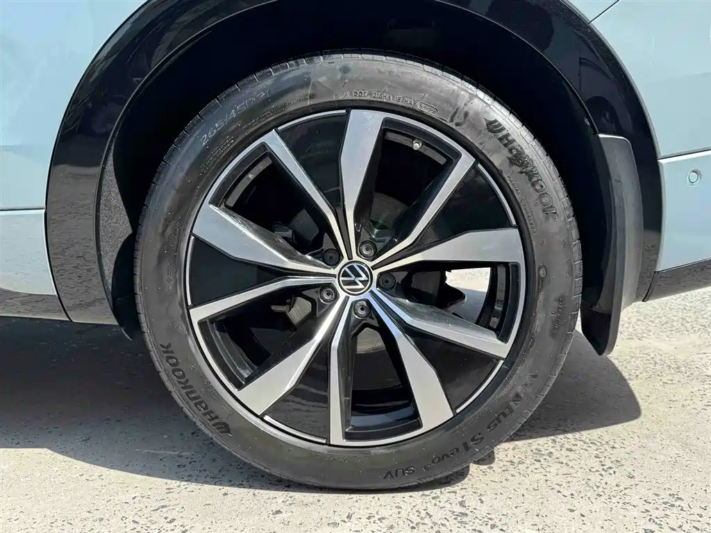 Volkswagen Talagon 2023 380TSI 4WD R-Line Launch Edition фото 24
