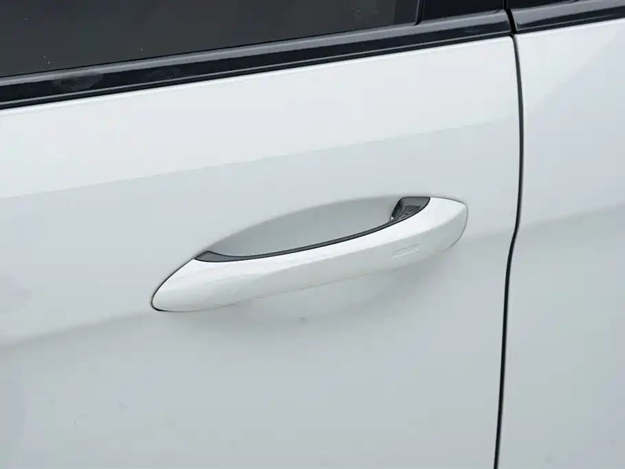 PORSCHE PANAMERA NEW ENERGY