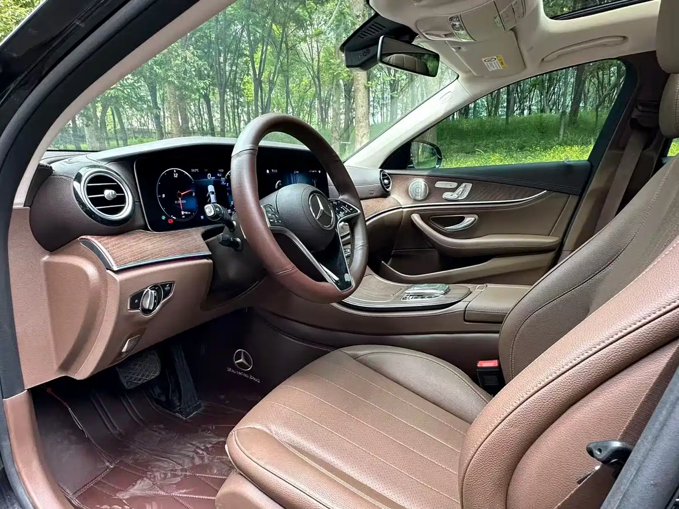 Mercedes-Benz E-Class 2023 E 300 L Luxury фото 6