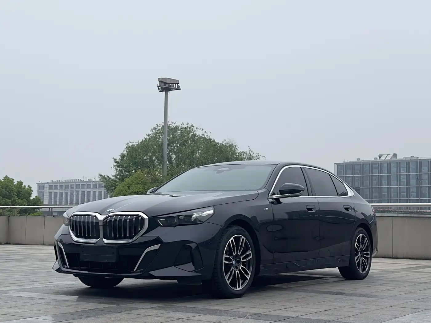 BMW 5 Series 2024 530Li Leading M Sport Package