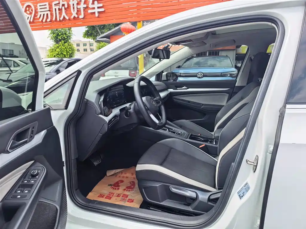 Volkswagen Golf 2021 280TSI DSG Pro фото 5