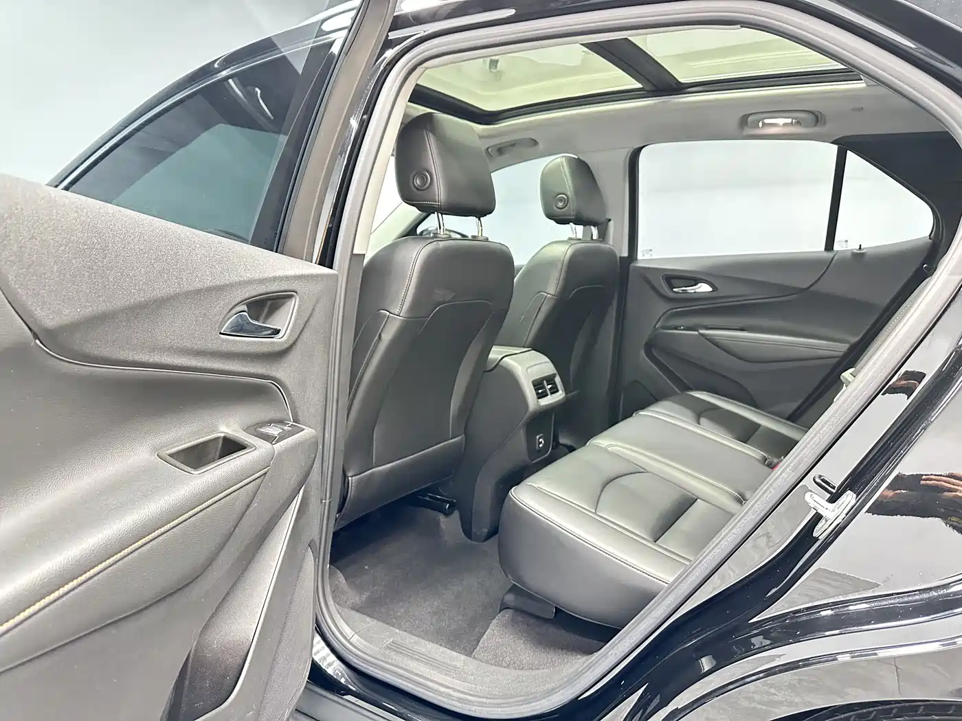 Chevrolet Equinox 2022 535T Control Edition фото 12