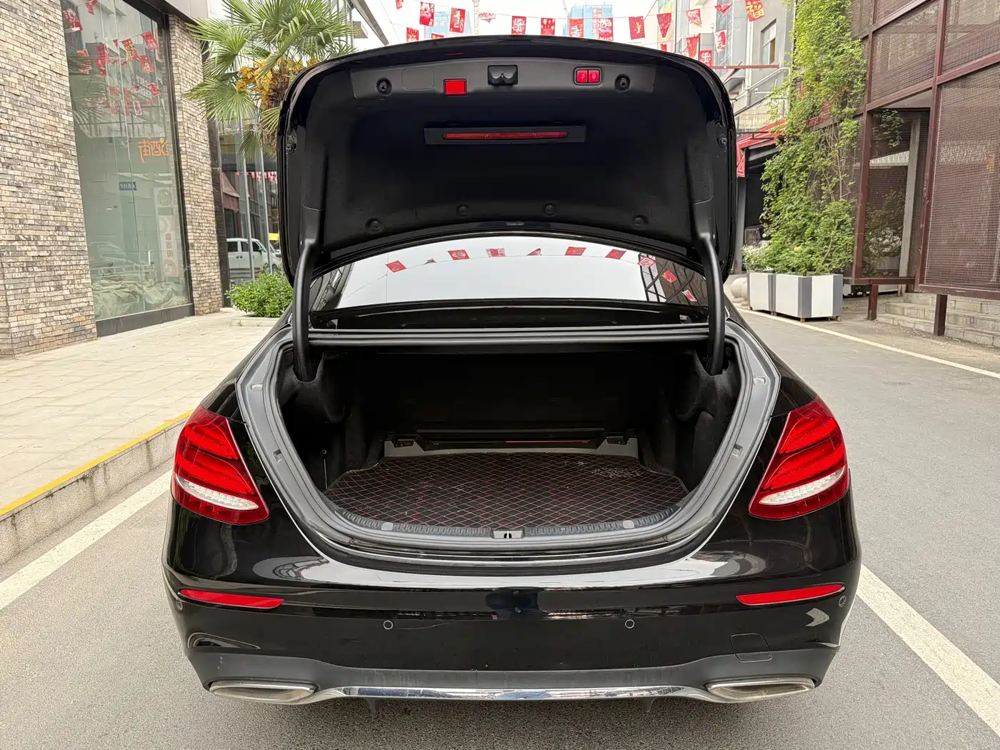 Mercedes-Benz E-Class 2020 Facelift E 300 L Sport Fashion фото 13