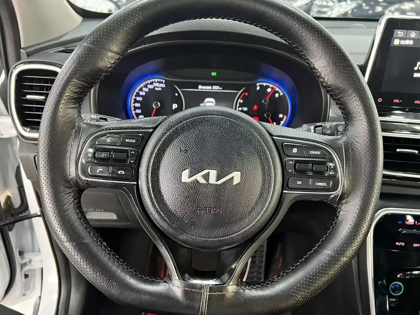 Kia KX5 2021 1.6T Automatic 2WD Luxury Version фото 12