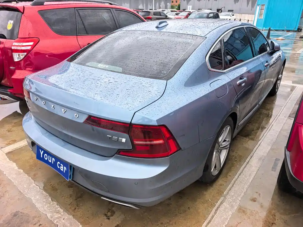 Photo 5 - Volvo S90