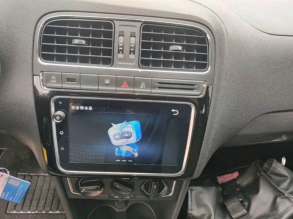 Volkswagen Polo 2018 1.5L Auto Comfort фото 13