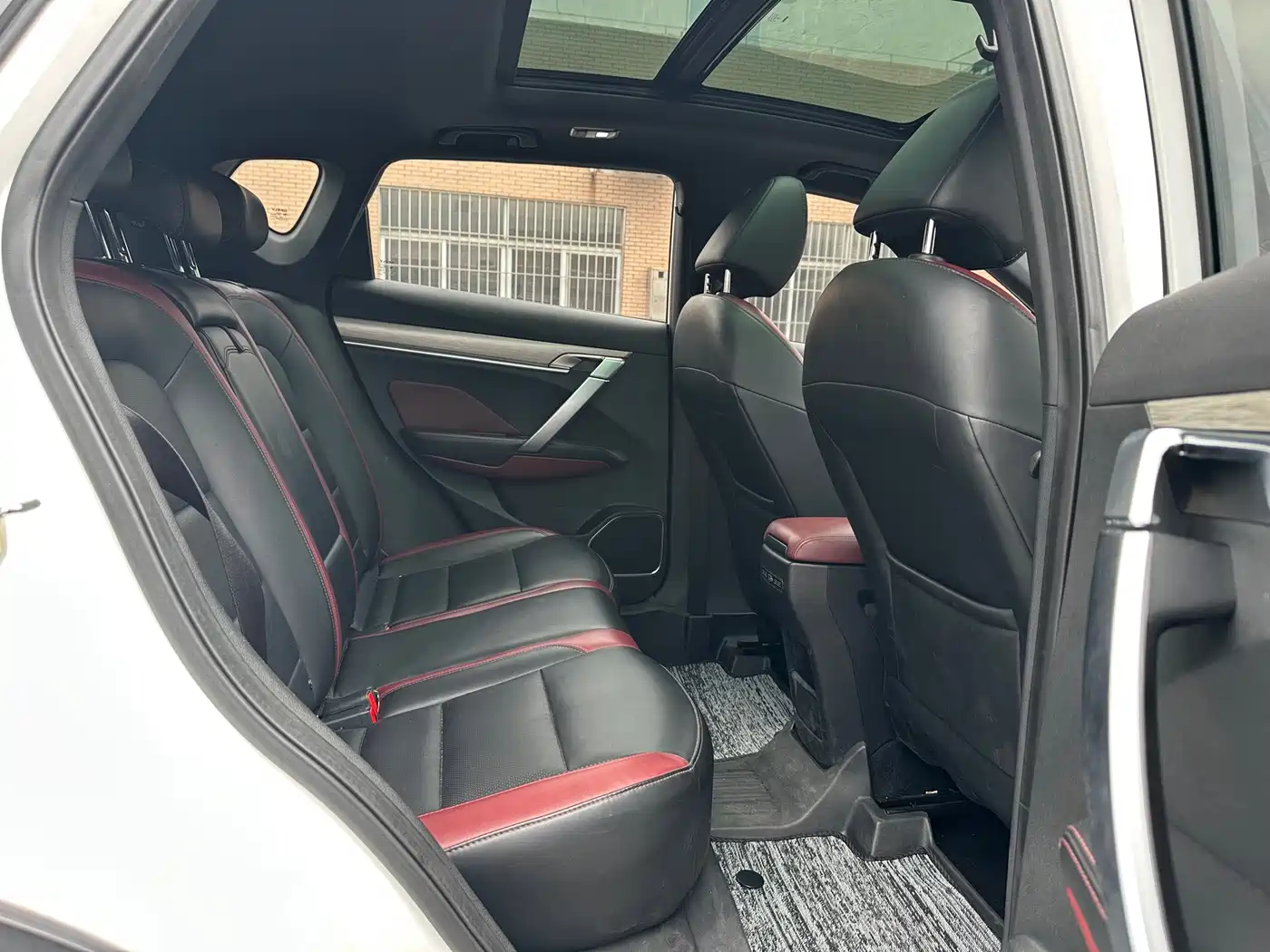 Geely Coolray 2019 2019 Sport 260T DCT Battle China VI