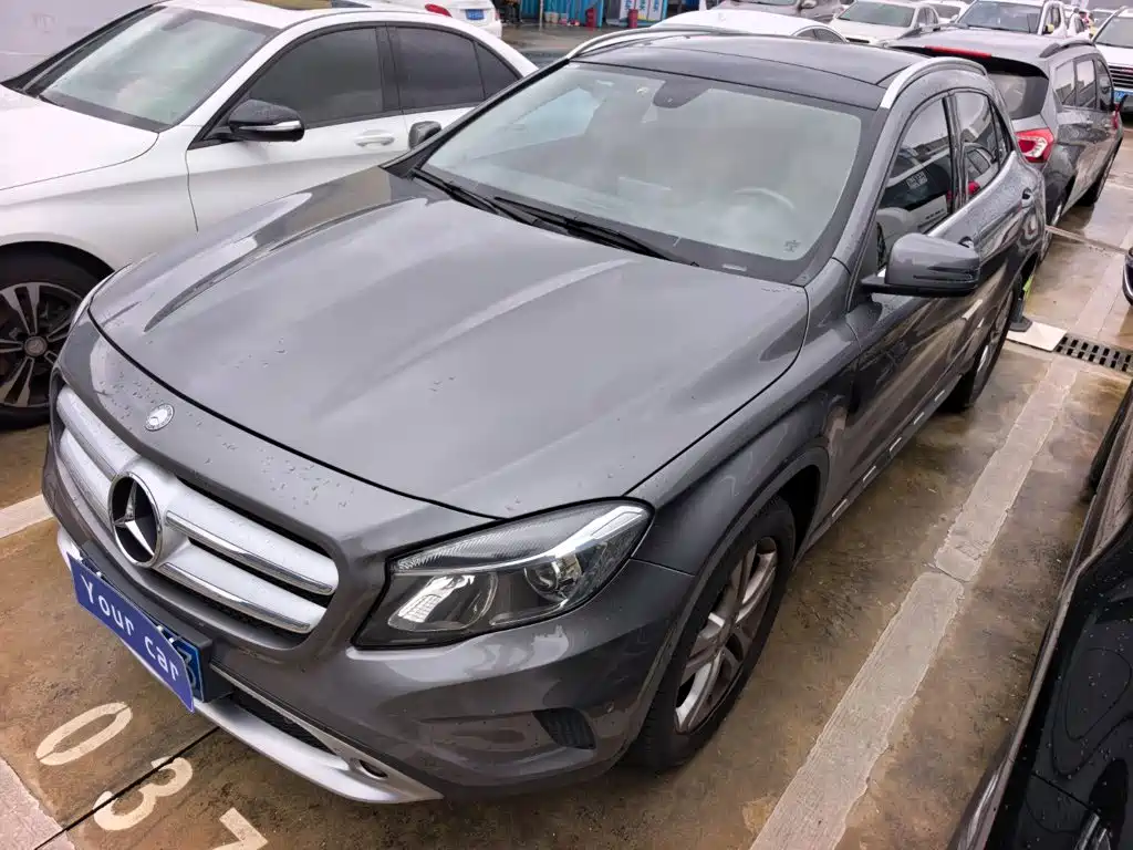 Mercedes-Benz GLA 2015 2015 GLA 200 Dynamic