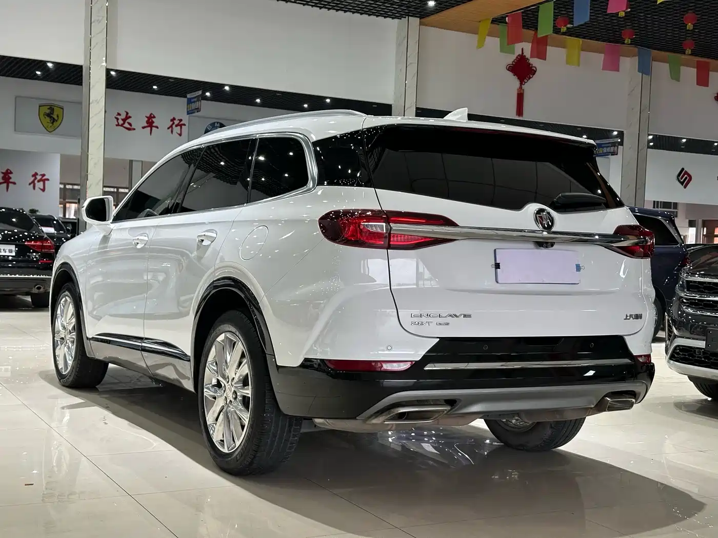 Buick Enclave 2020 28T 4WD Premium Model фото 4