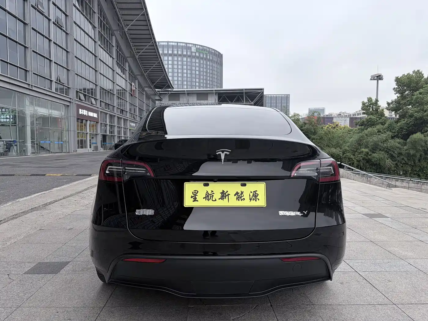 Фото 5 - Tesla Model Y