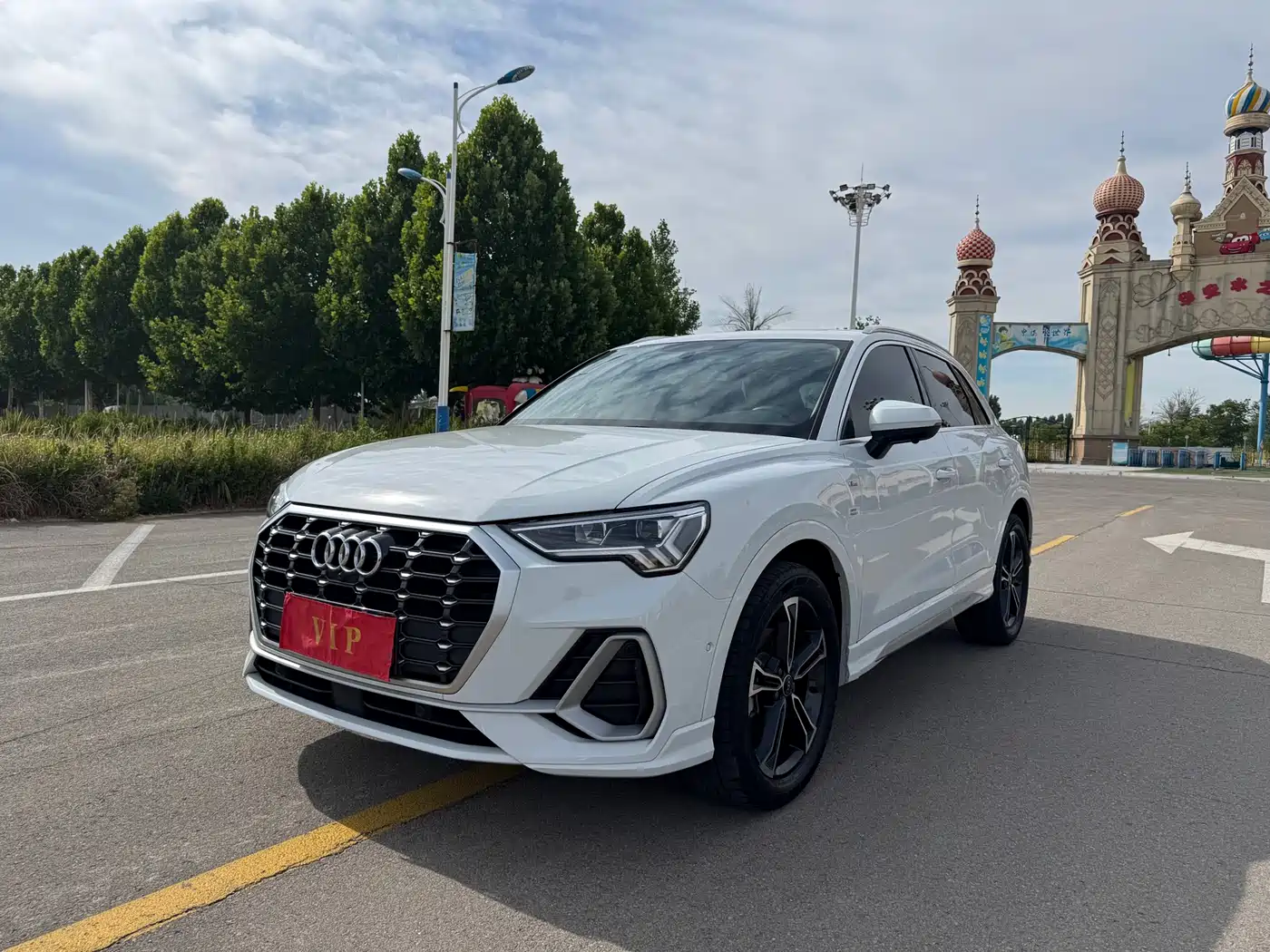 Audi Audi Q3 2023 35 TFSI Fashion Elegance (1.4T)