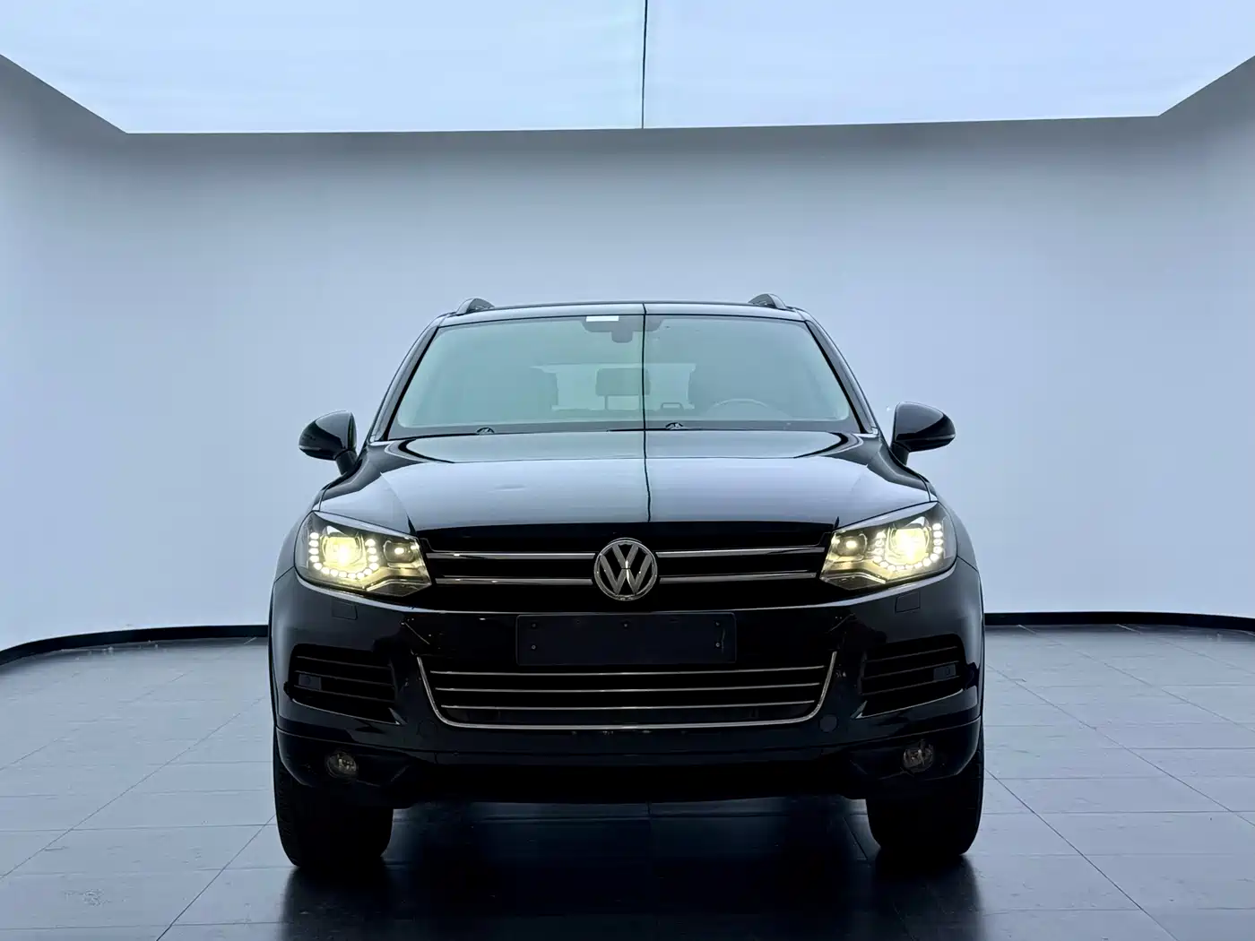 Volkswagen Touareg 2011 3.0TSI Premium фото 2