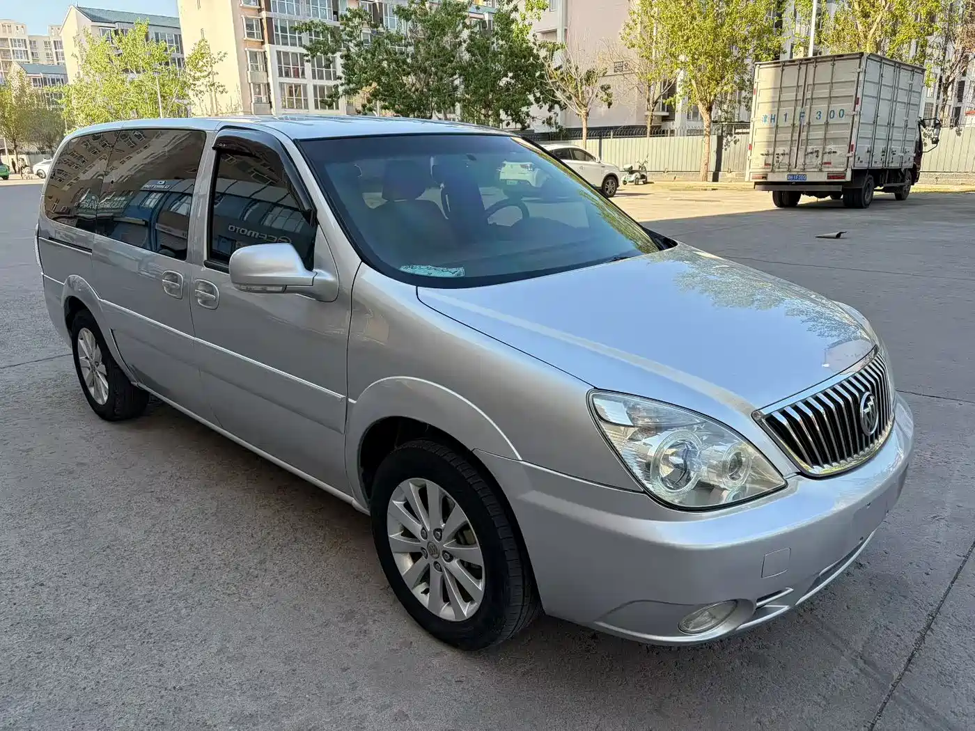 Buick GL8 2014 2.4L Classic Edition фото 3
