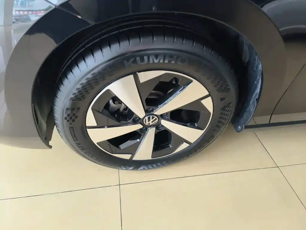 Volkswagen Magotan 2026 2024 300TSI DSG Premium Edition (Eye-catching Package)