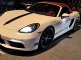 Photo 1 - Porsche 718
