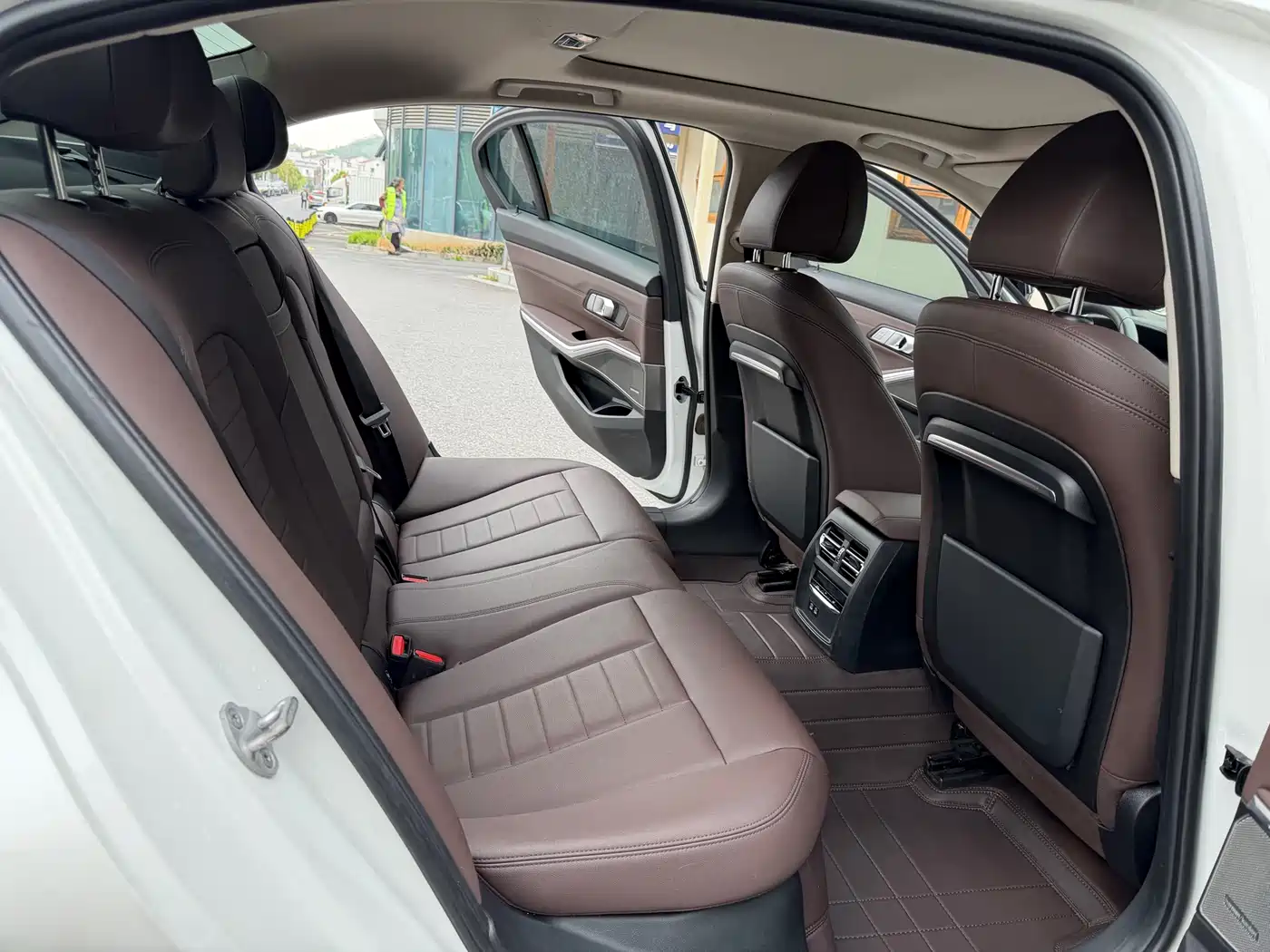 BMW 3 Series 2020 325Li M Sport Black Night Package фото 11