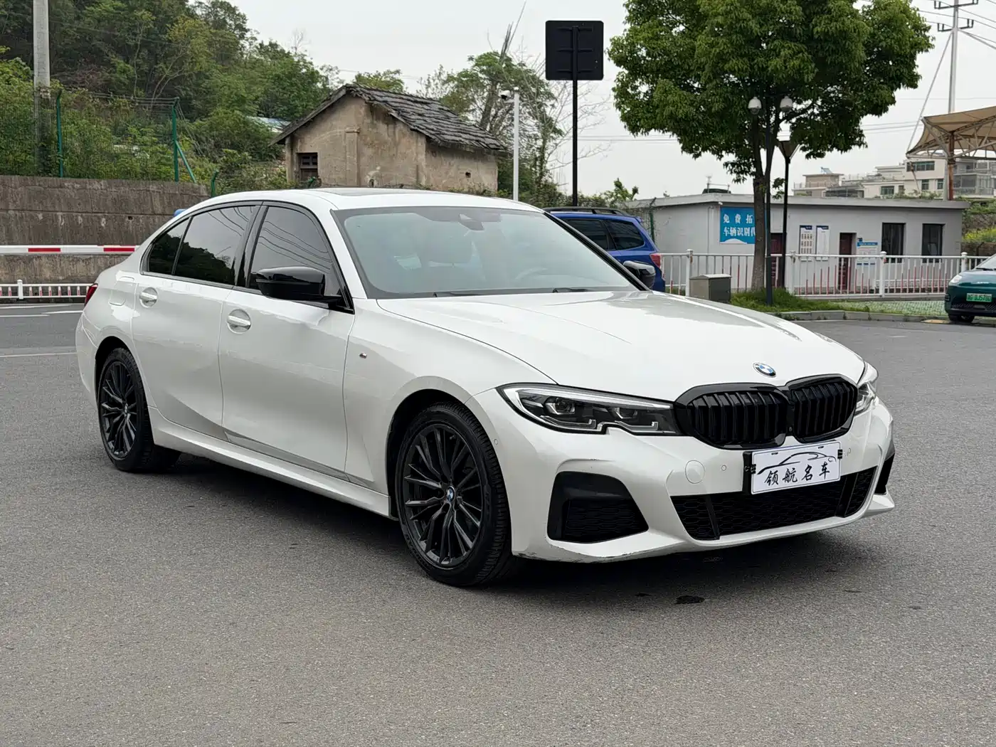 BMW 3 Series 2020 325Li M Sport Black Night Package фото 3