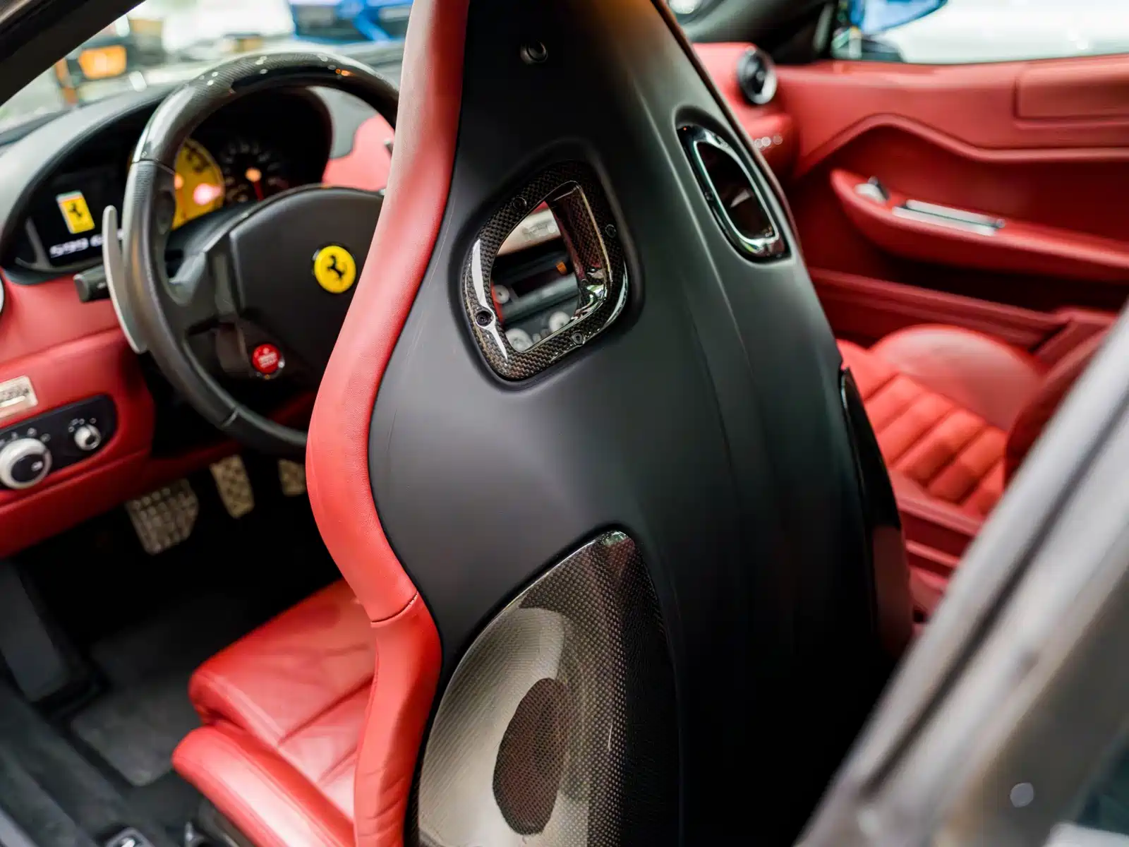Фото 11 - Ferrari 599