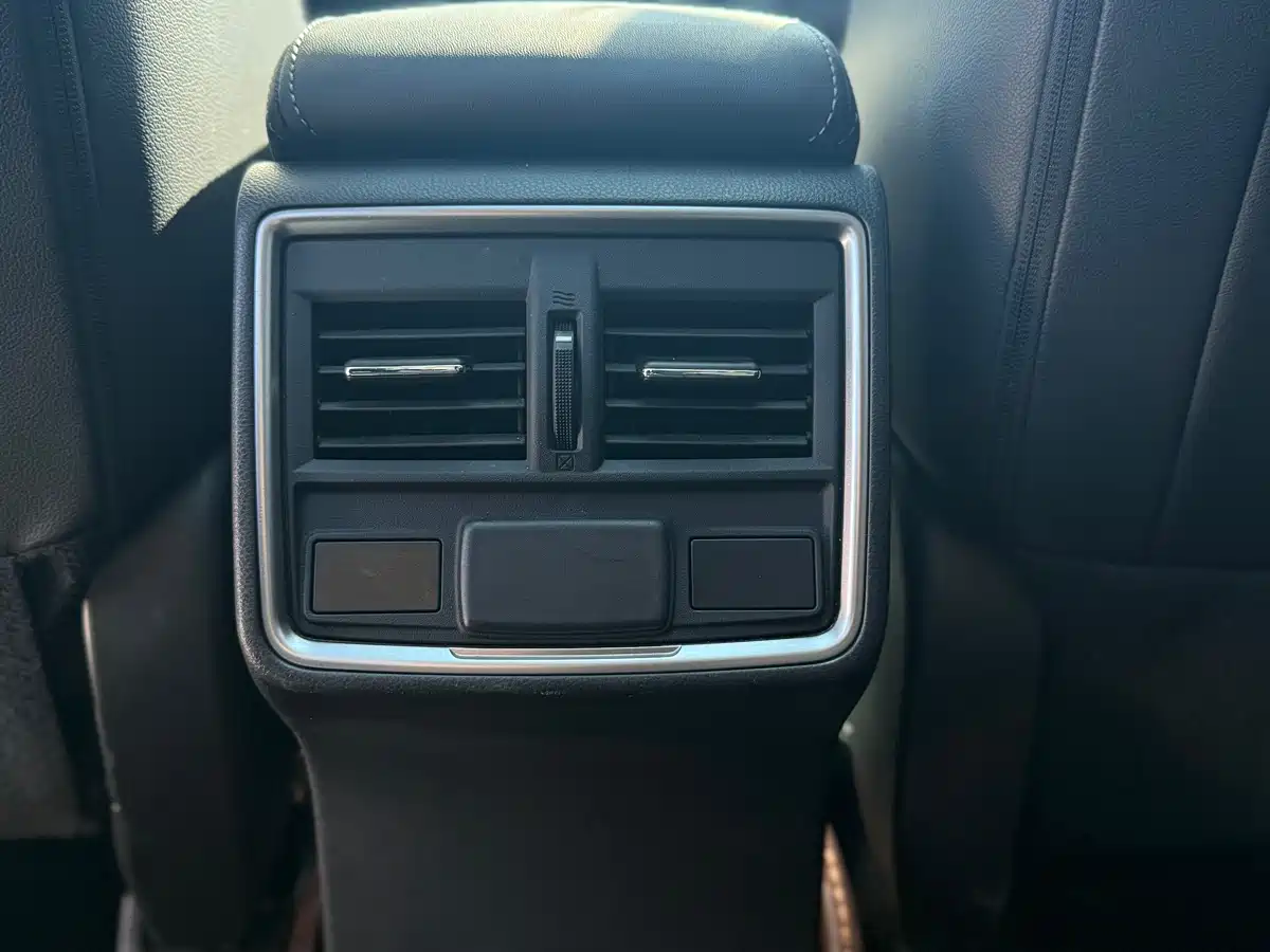 Subaru Forester 2022 2.0i AWD Luxury Edition фото 36