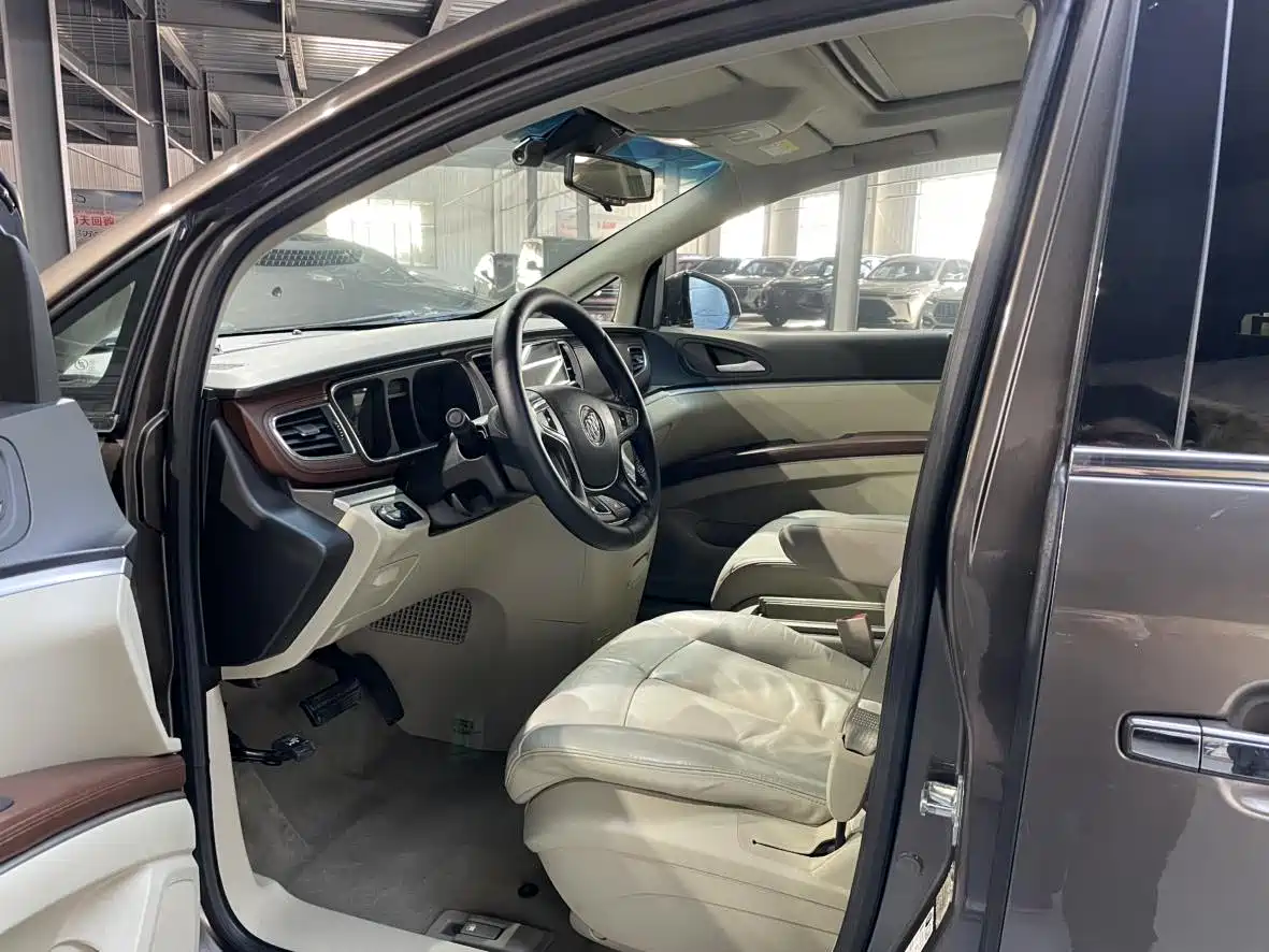 Buick GL8 2017 25S Comfort China V фото 6