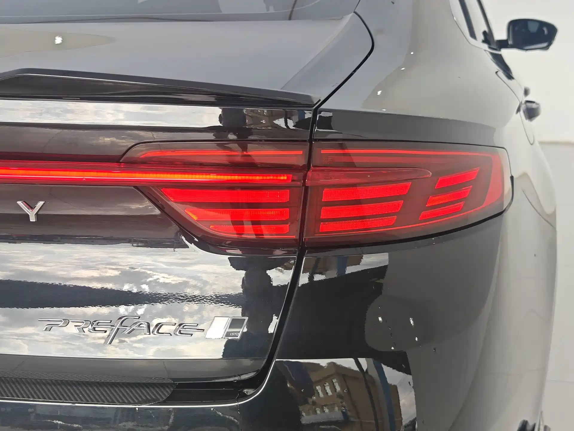 Фото 30 - Geely Preface