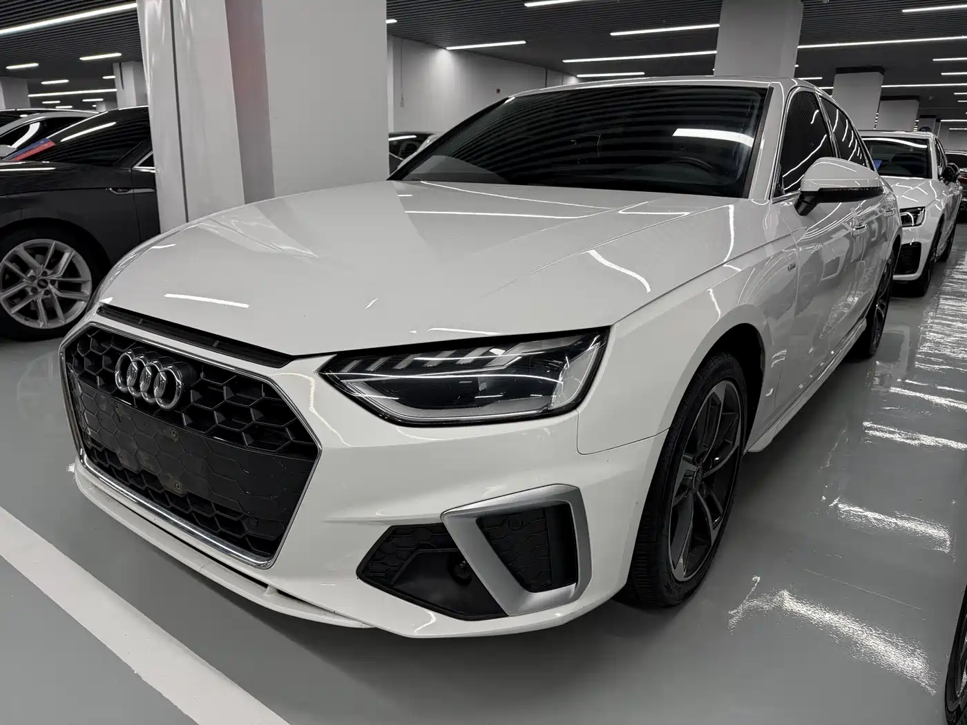 AUDI A4L 2023