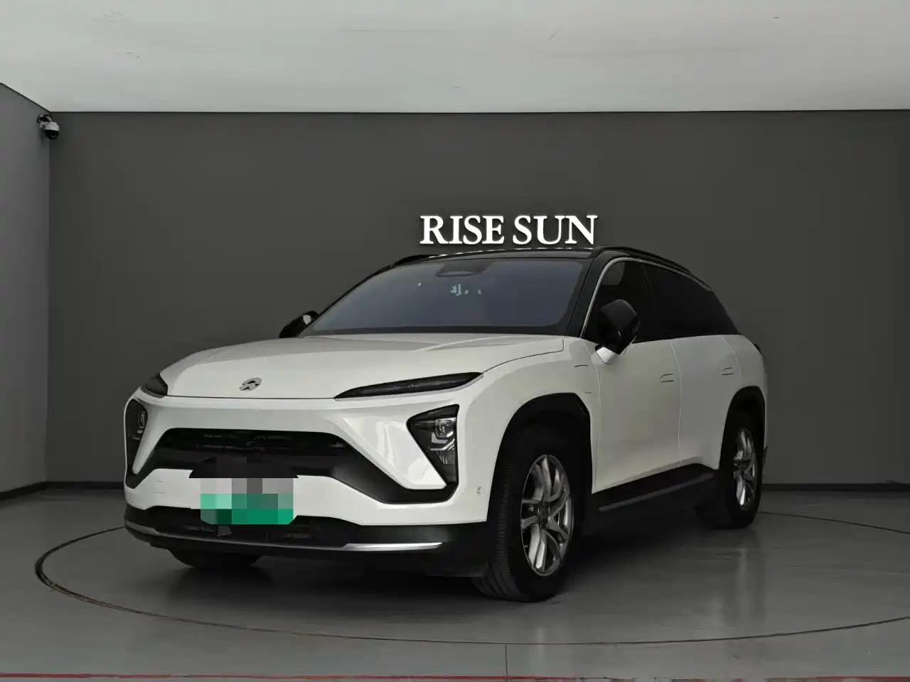 NIO ES6 2020