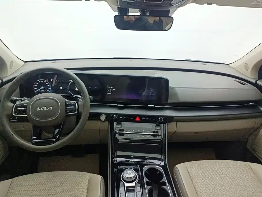 Kia Carnival 2022 2021 2.0T Flagship Edition
