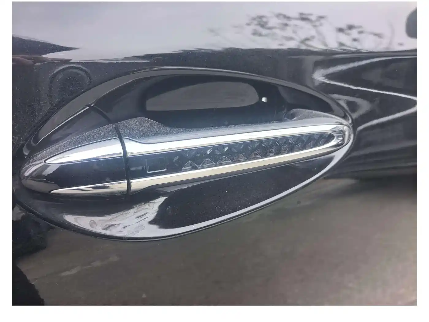 Hongqi HS5 2023 2.0T AWD Flag Enjoy Pro Edition фото 5