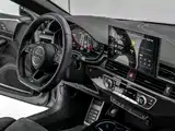 صورة 25 - Audi RS 5