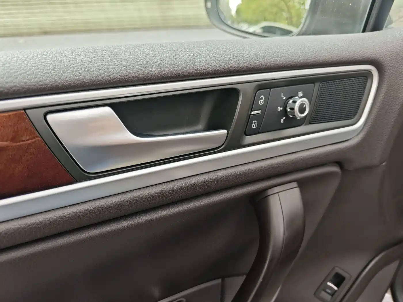 Volkswagen Touareg 2015 3.0TSI Standard Edition фото 16