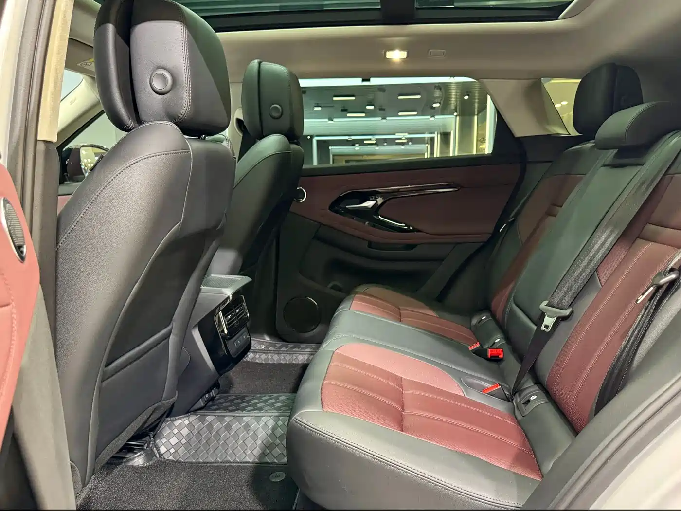 LAND ROVER RANGE ROVER AURORA