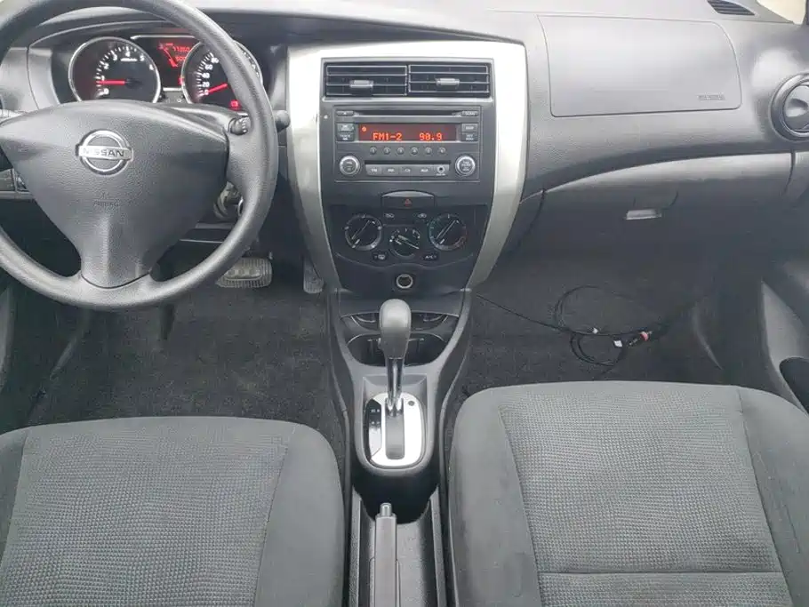 Фото 16 - Nissan Livina