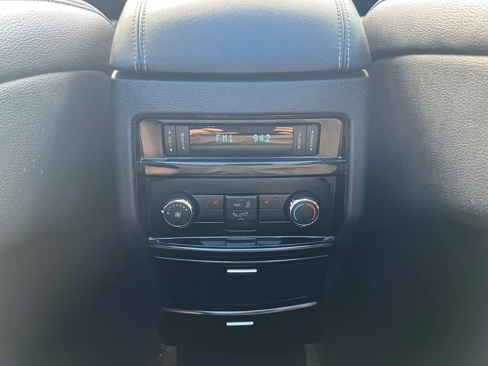 Фото 25 - Ford Edge