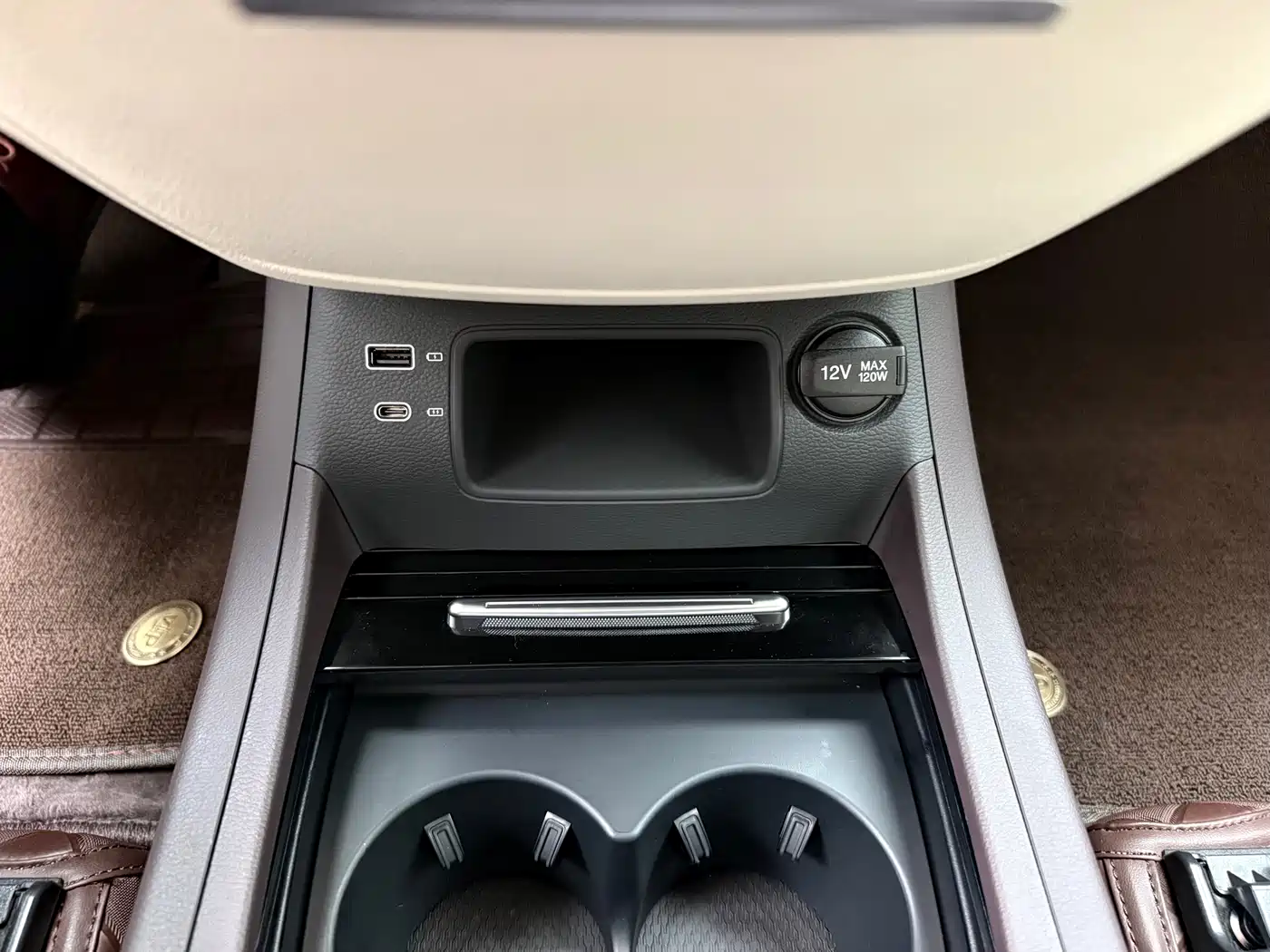 Hongqi HQ9 2023 2.0T Smart Connect Flagship фото 27