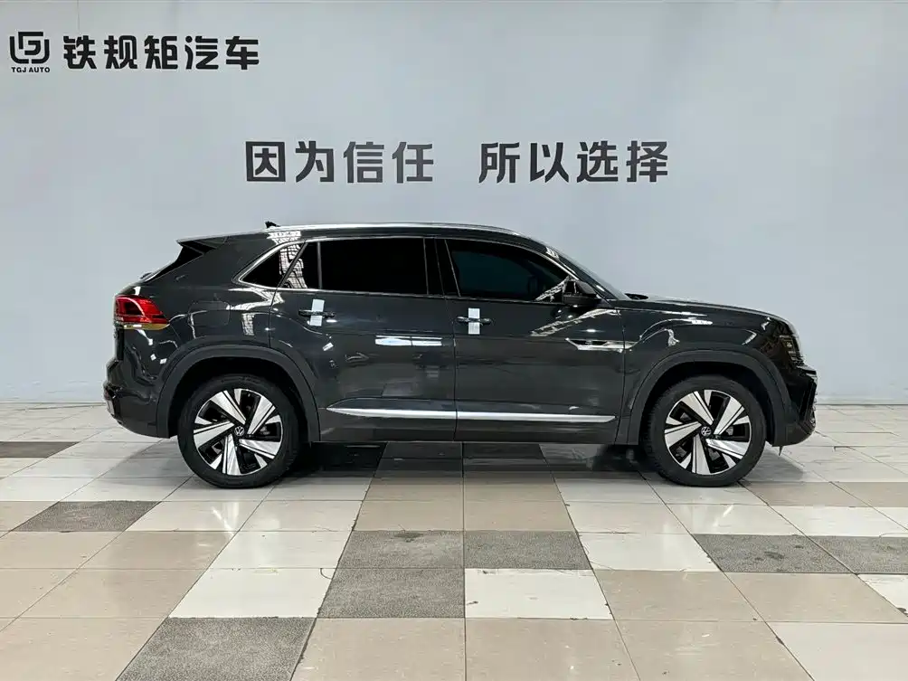 Volkswagen Teramont 2021 Teramont X 380TSI 4WD Premium Luxury Edition фото 6