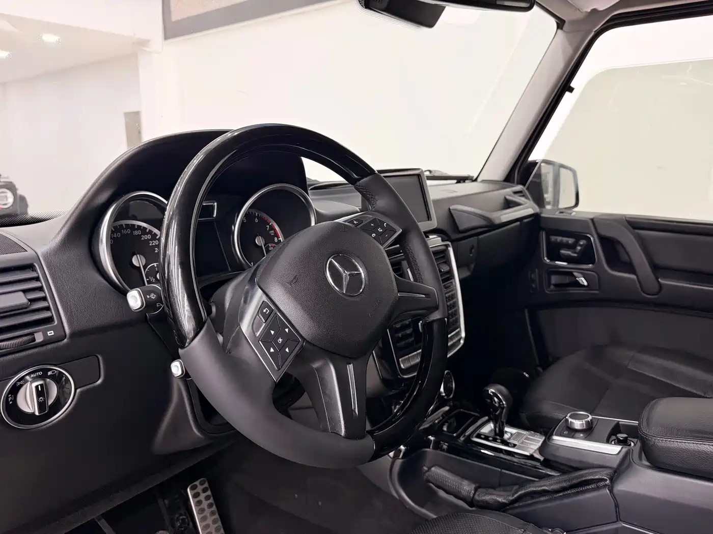 Mercedes-Benz G-Class 2015 G 500 Heavy Duty Edition фото 13