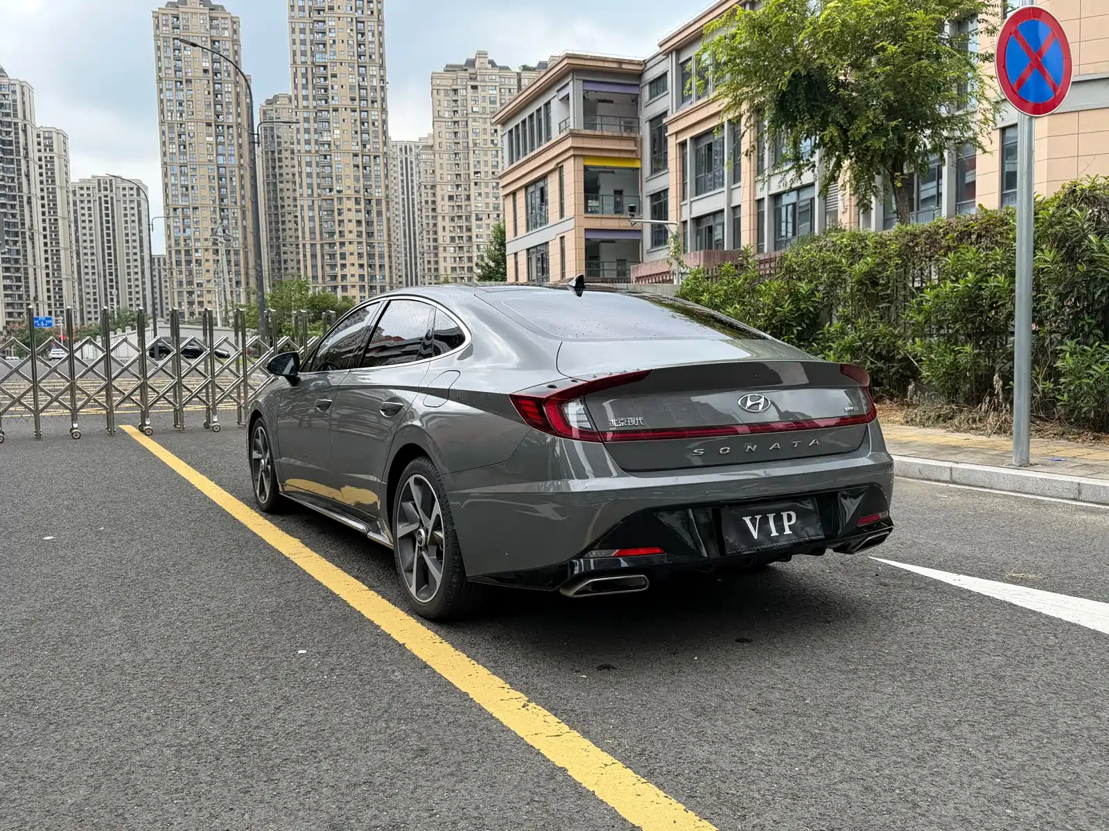 Фото 6 - Hyundai Sonata