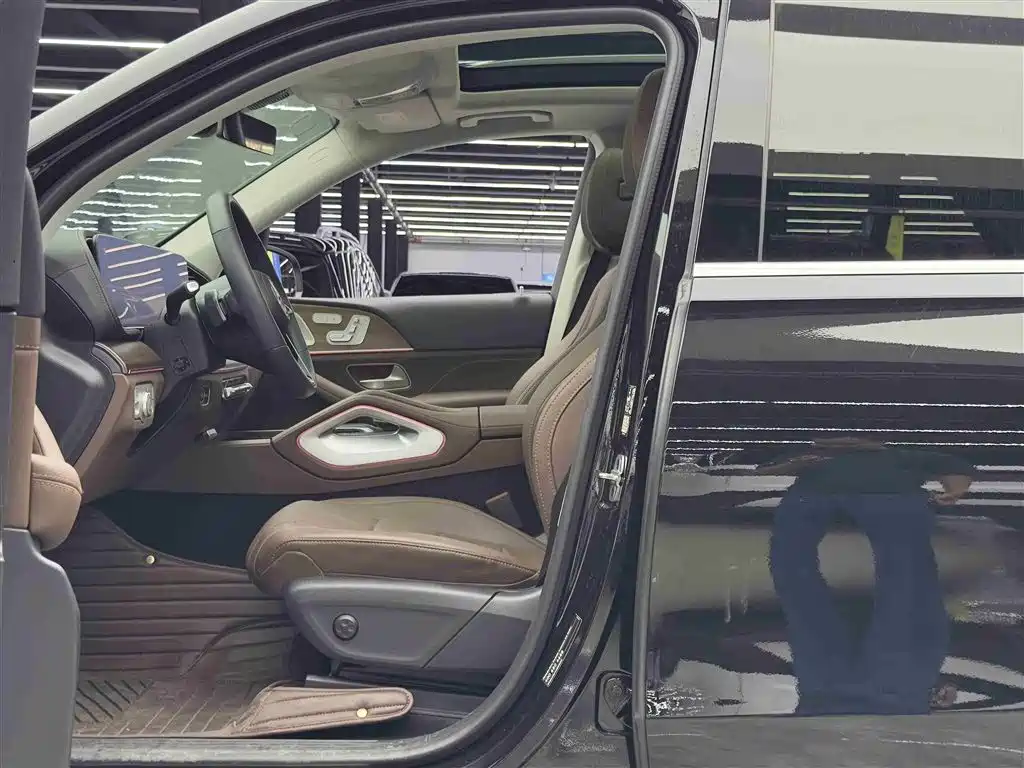 Mercedes-Benz GLE 2024 GLE 450 4MATIC Fashion фото 6