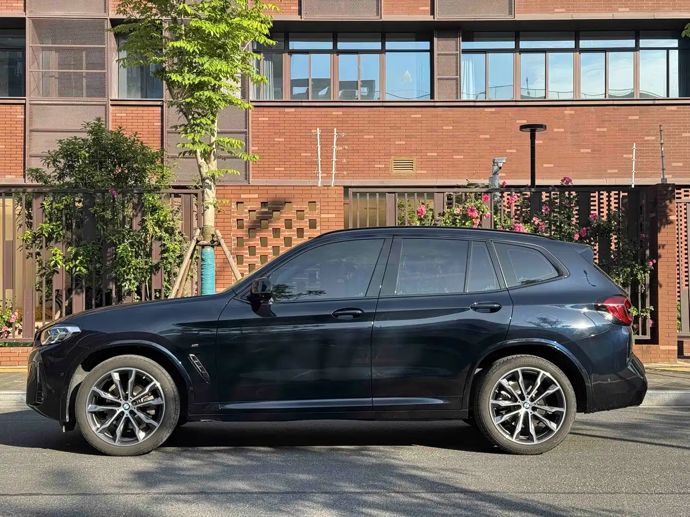 BMW X3 2022 xDrive30i Leading M Night Package фото 3