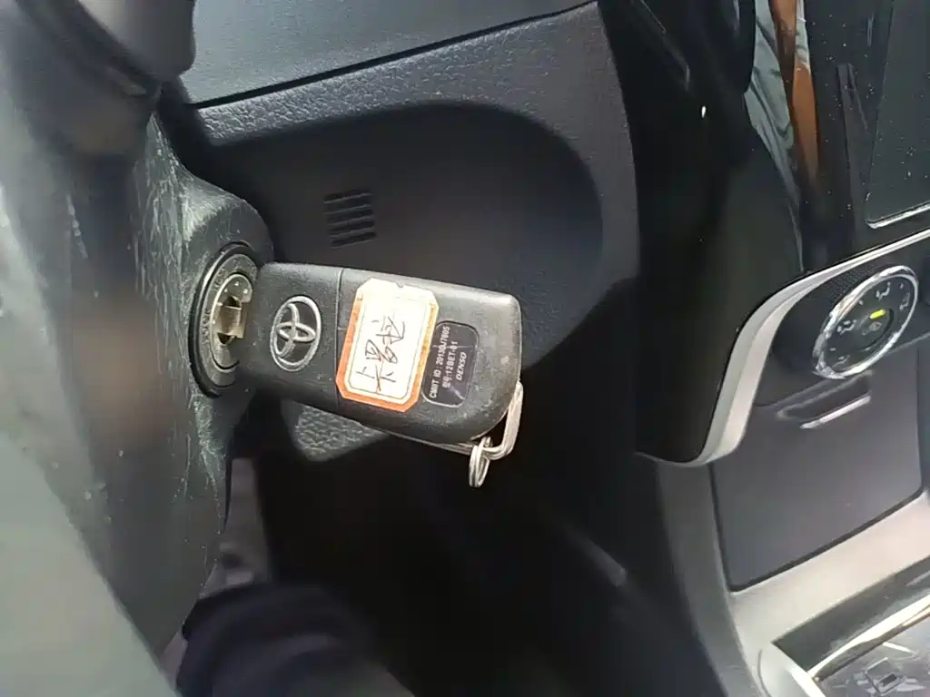 Фото 9 - Toyota Corolla