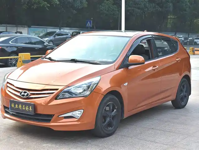  Hyundai Reina 2014 Model 1.4L Automatic GLX
