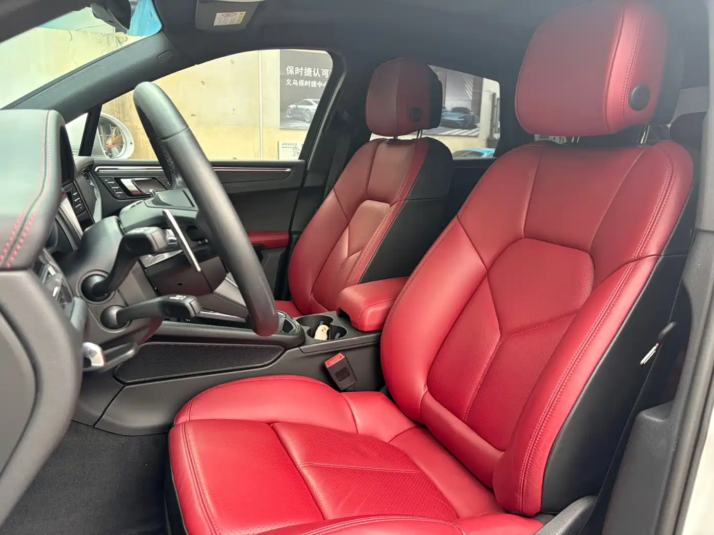Porsche Macan 2023 Macan 2.0T фото 14