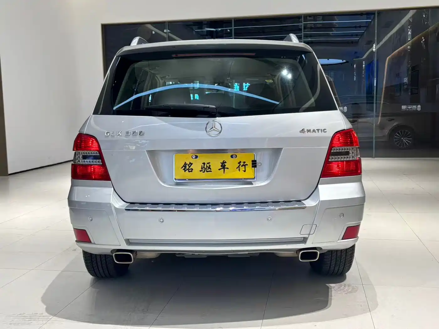 Mercedes-Benz GLK-Class (Import) 2010 GLK 300 4MATIC Fashion фото 5