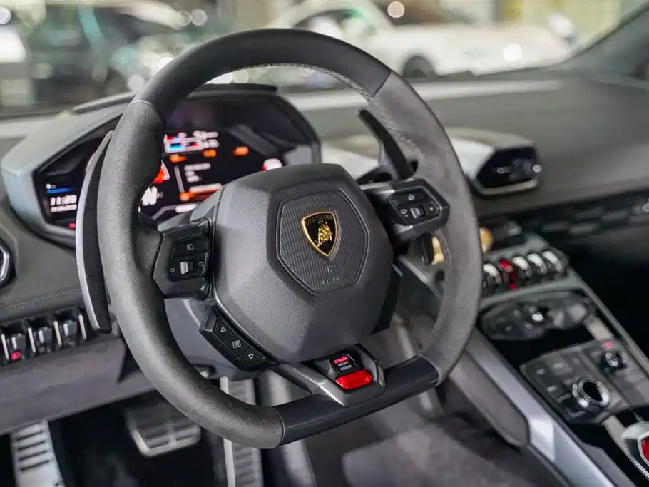 Lamborghini Huracán 2014 LP 610-4 фото 10